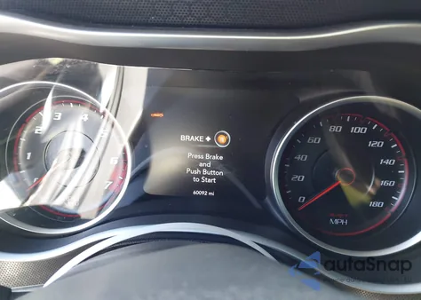 2016 Dodge Charger Srt 392 из США, поврежденный, VIN 2C3CDXEJ1GH174388